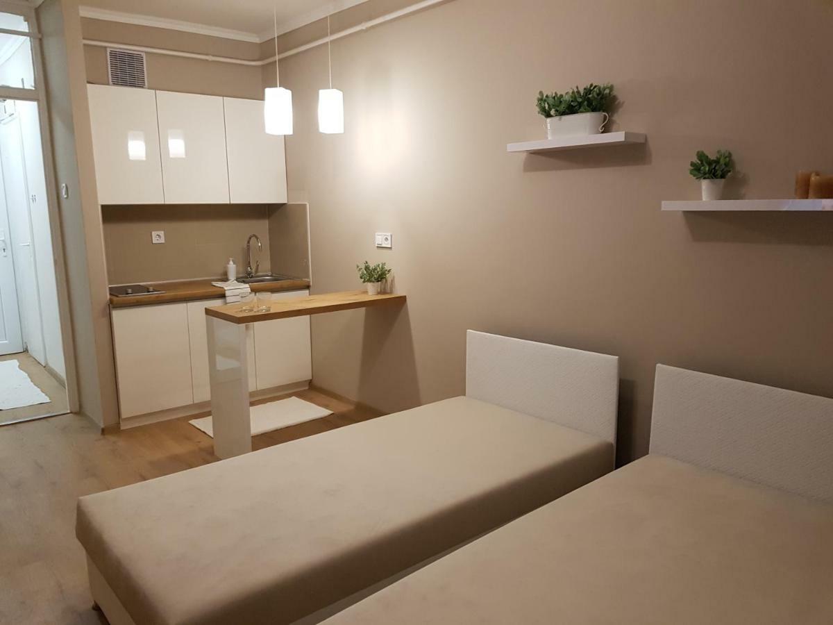 Appartement Lia Apartman à Nyíregyháza Extérieur photo