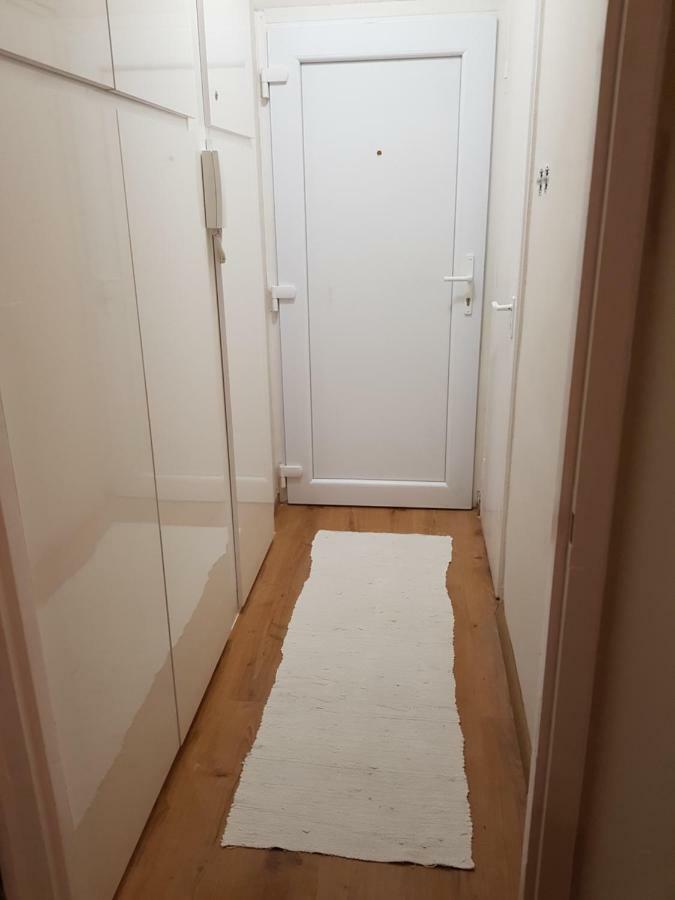 Appartement Lia Apartman à Nyíregyháza Extérieur photo